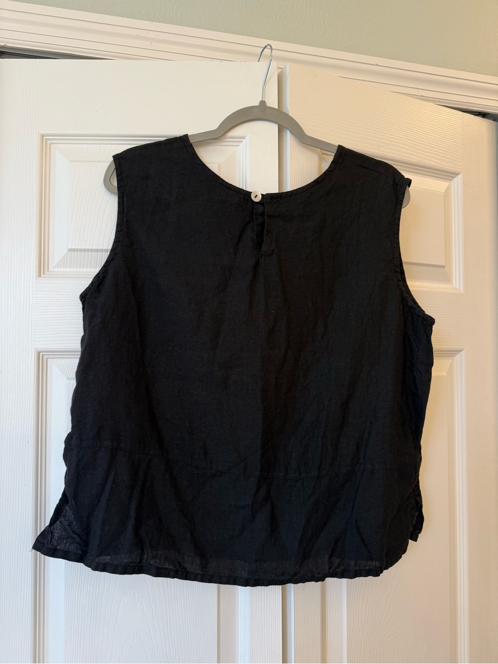 Bryn Walker black Bryn Walker Light Linen
Sleeveless tank - Picture 4 of 8